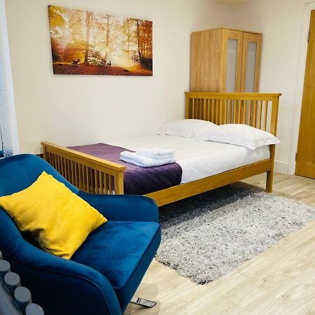 New Modern Studio Apartment, Parking, Netflix Kenilworth Luaran gambar