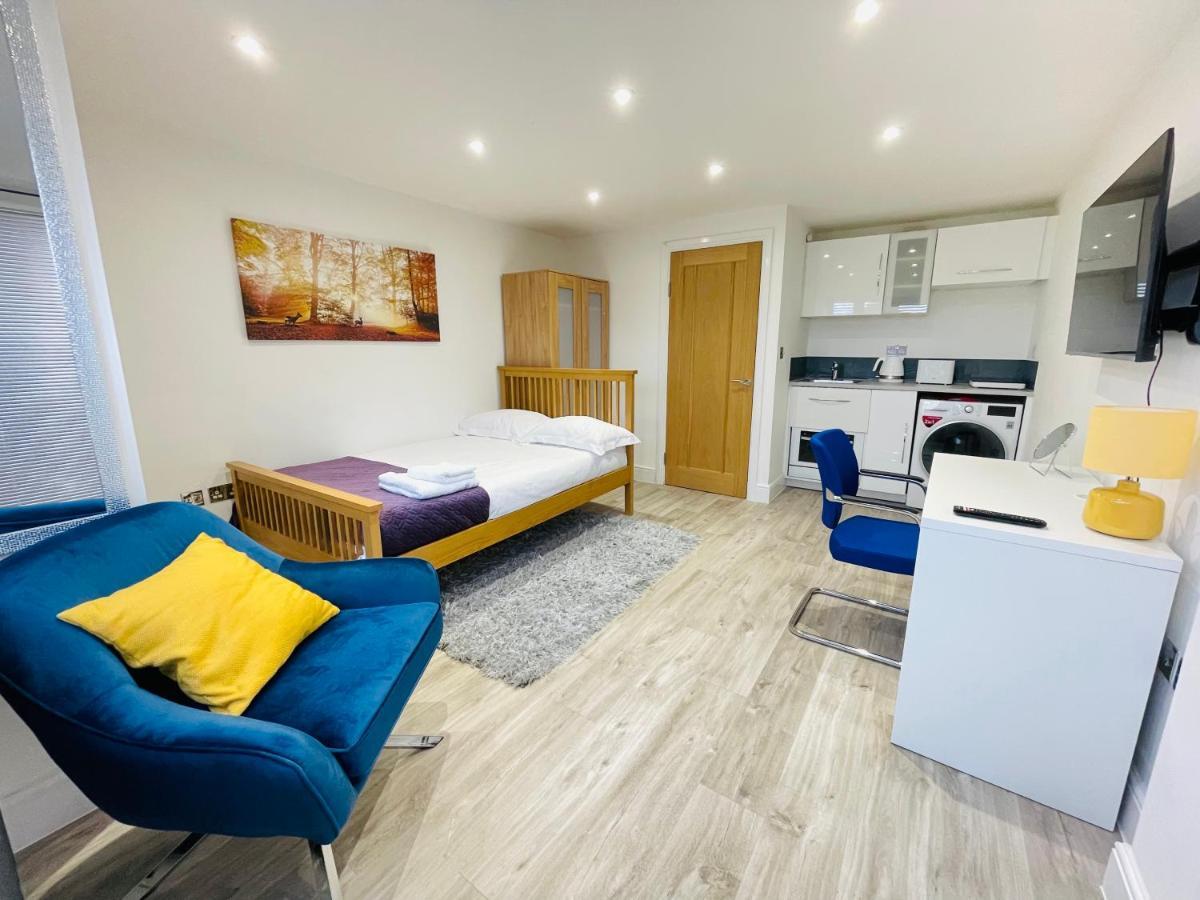 New Modern Studio Apartment, Parking, Netflix Kenilworth Luaran gambar