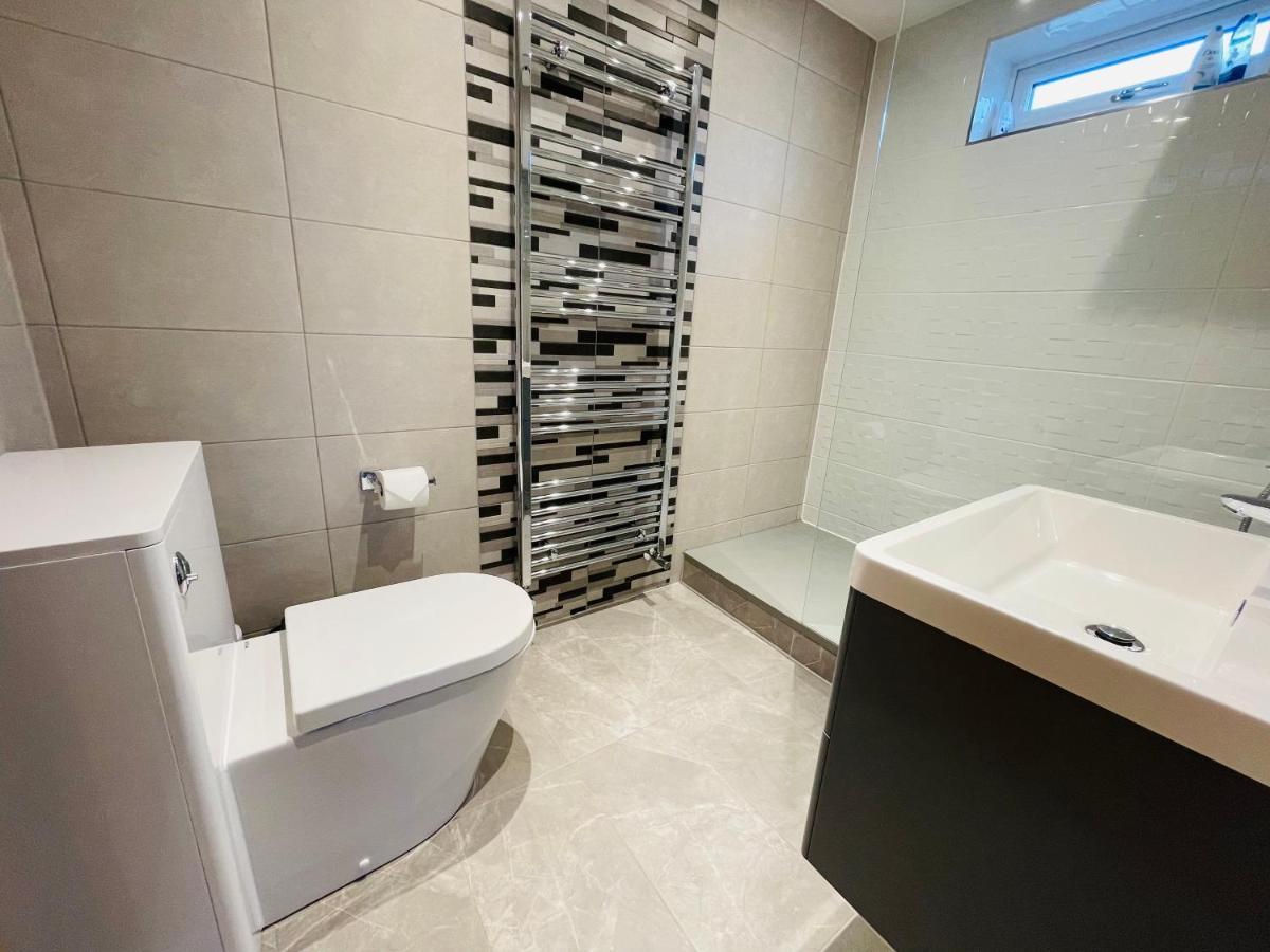 New Modern Studio Apartment, Parking, Netflix Kenilworth Luaran gambar